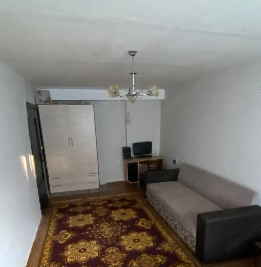 De inchiriat apartament 1 camera in zona Sagului