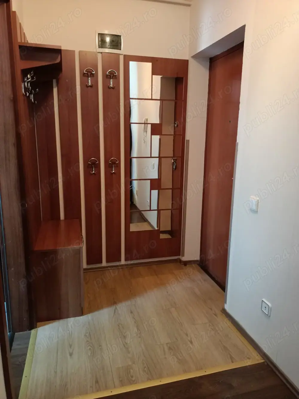 Vand apartament cu 3 camere parcare inclusa Floresti, Cluj Vand apartament cu 3 camere parcare inclusa Floresti, Cluj