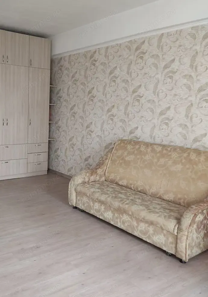 De inchiriat garsoniera in zona Girocului