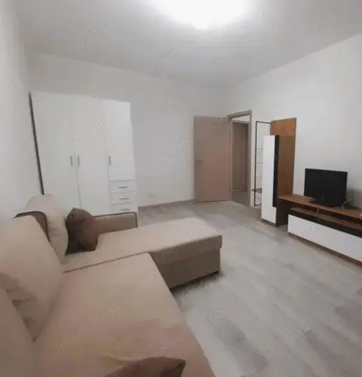 De inchiriat apartament 2 camere in zona Girocului