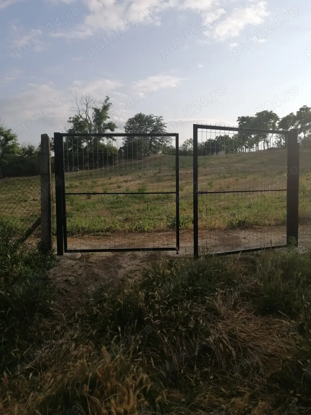 Vând teren intravilan 2877mp Vând teren intravilan 2877mp