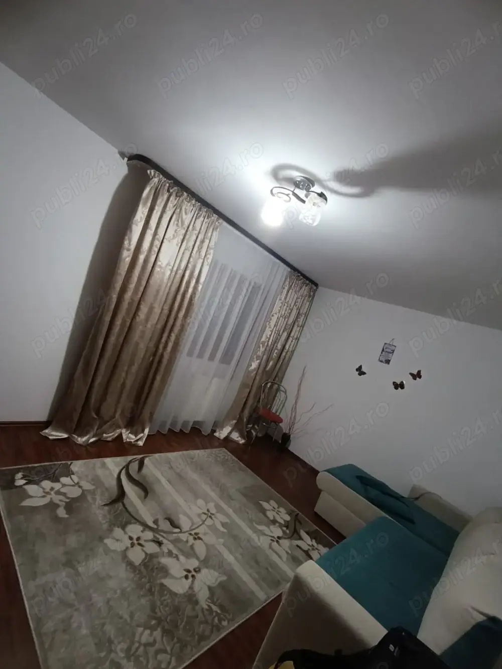 Vand apartament 2 camere Vand apartament 2 camere