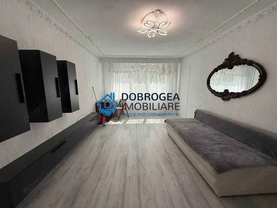 Varariei- 2 camere, decomadat, etaj 2, boxa