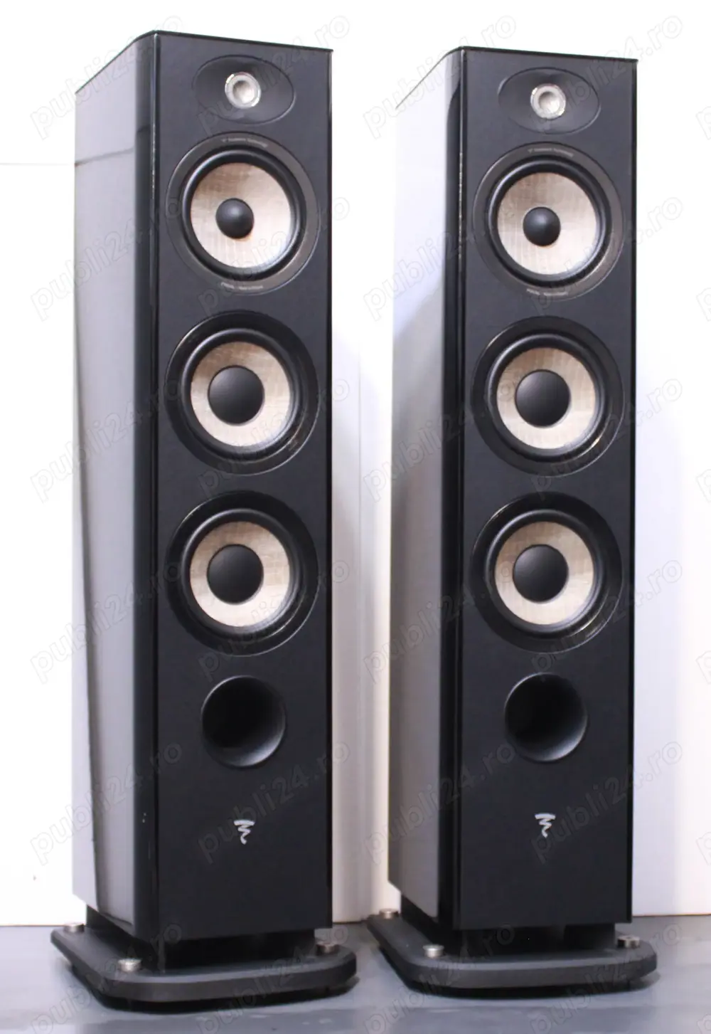 Boxa podea Focal Aria 926.