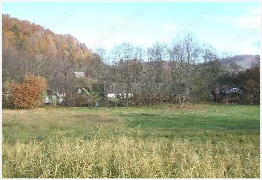Vanzare teren foarte avantajos