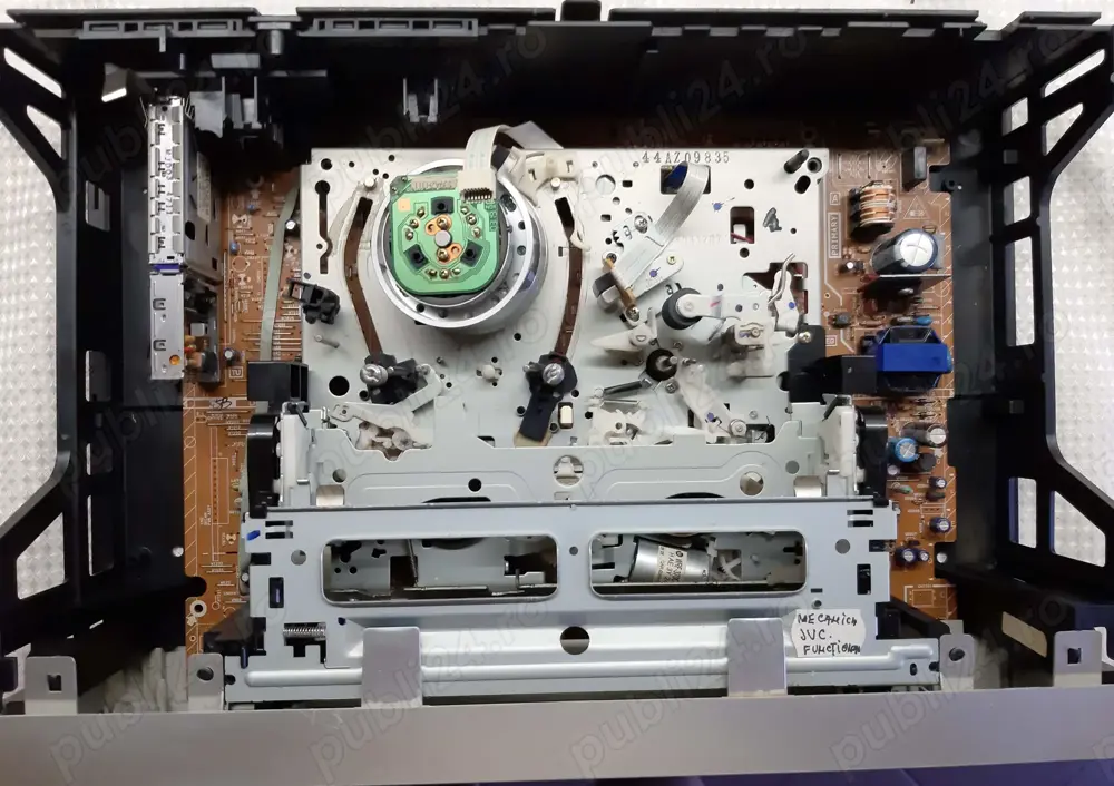 Video Player JVC Model: HR-J798 Defect