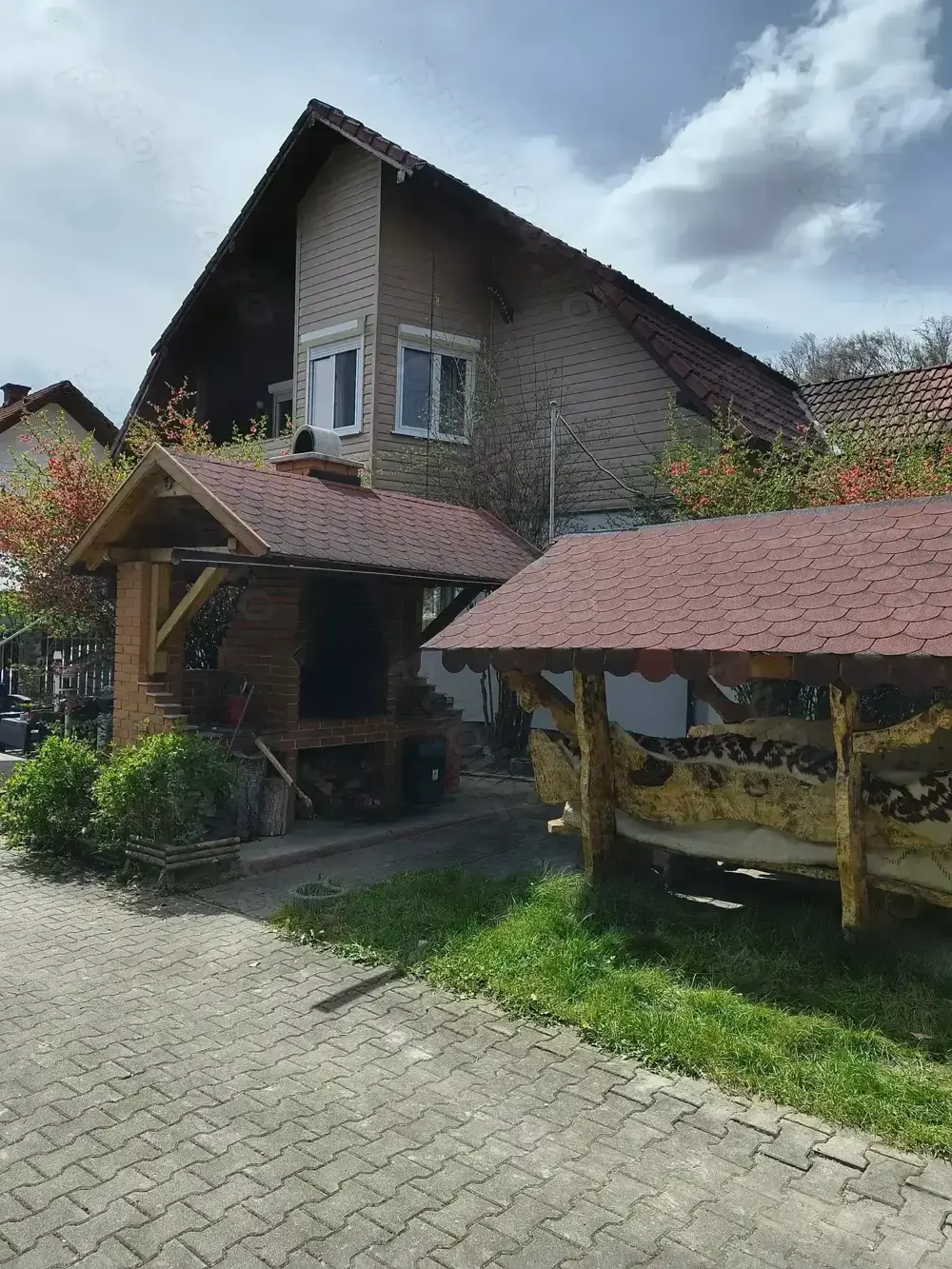 Cabana Pensiune de inchiriat la Sovata  1Decembrie- 4 camere Cabana Pensiune de inchiriat la Sovata  1Decembrie- 4 camere