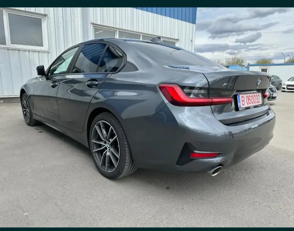 BMW seria 3 320i drive- predare leasing
