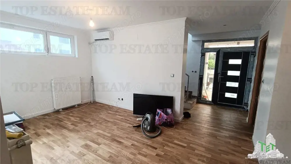 Casa de vanzare in Tunari