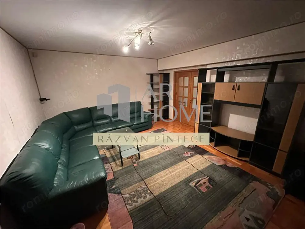 Vanzare apartament 3 camere, confort 1A, decomandat, ultracentral, Ploiesti Vanzare apartament 3 camere, confort 1A, decomandat, ultracentral, Ploiesti