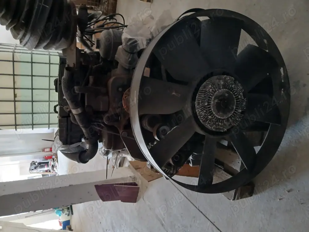 Vind motor mercedes atego 7,5 t complect cu cutie și accesorii în stare buna