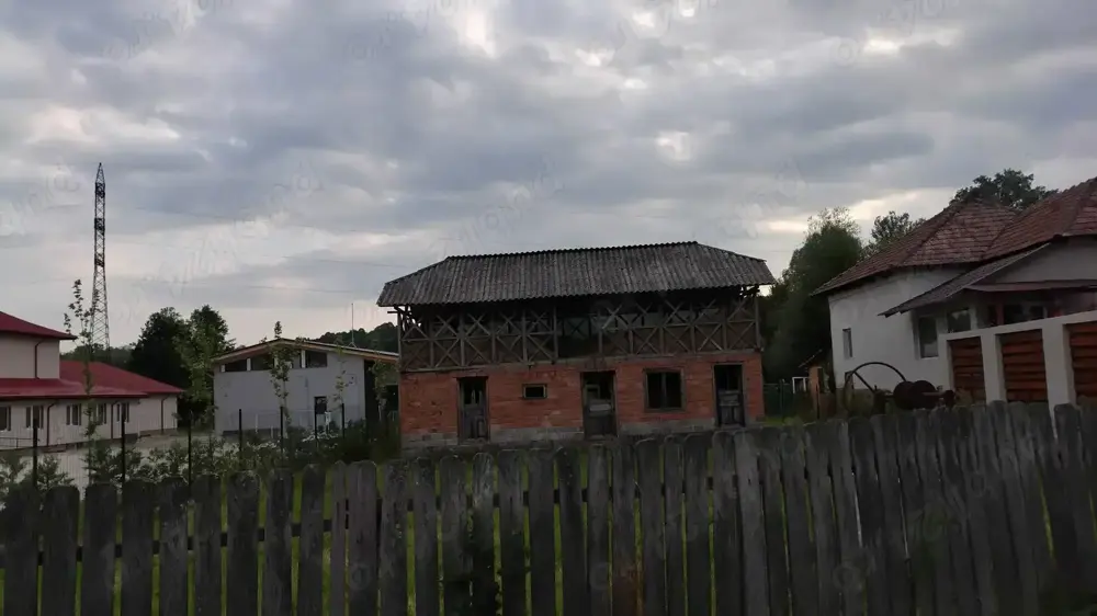 Teren plus constructie 