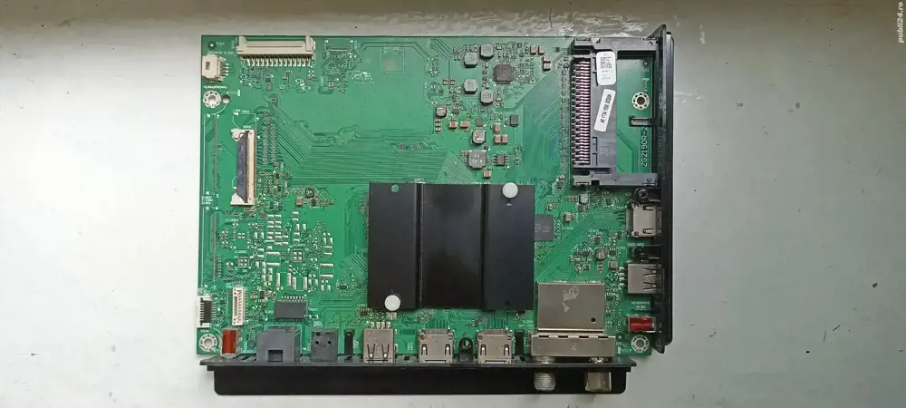 Placa de baza Smart LED Grundig.