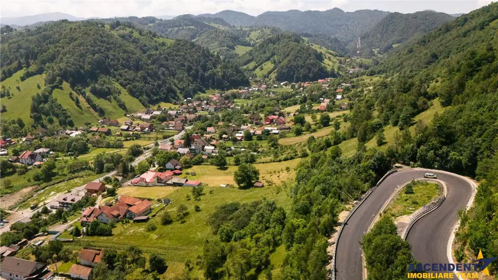 Teren de 1.450 mp, cu priveliste de carte postala, Bran, Moieciu, Brasov