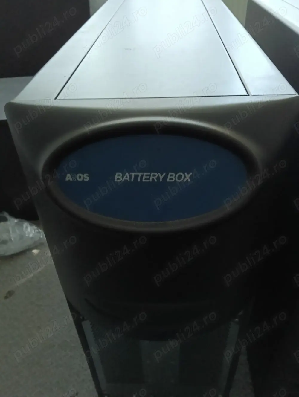 Vând 2 unități UPC