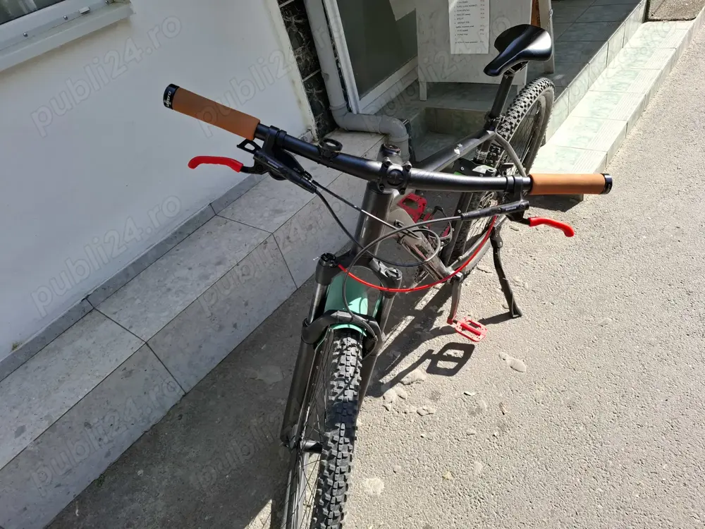 Vand bicicleta Cube in stare f bună 