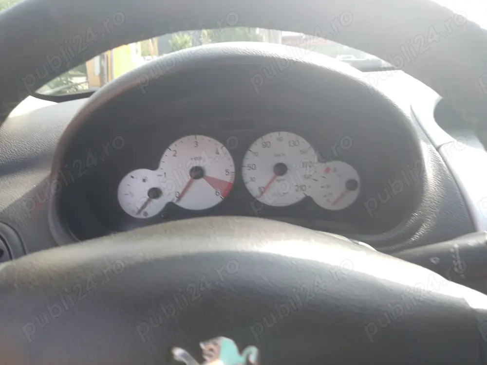 Vând Peugeot 206