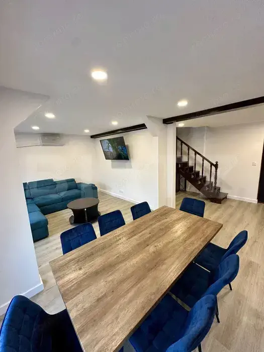 Apartament cu 4 camere, 79 mp utili, zona Closca