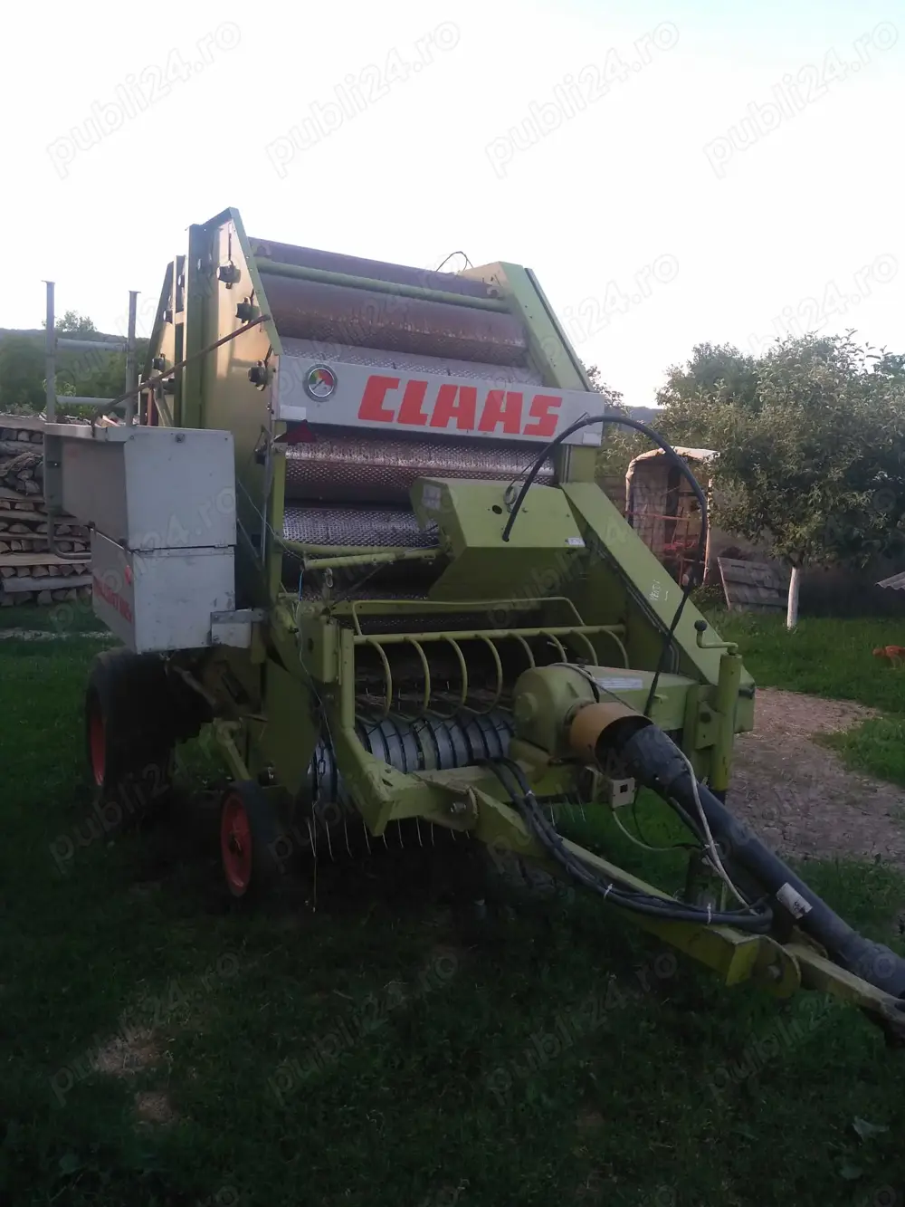 Presa de balotat   baloti Claas Rollant