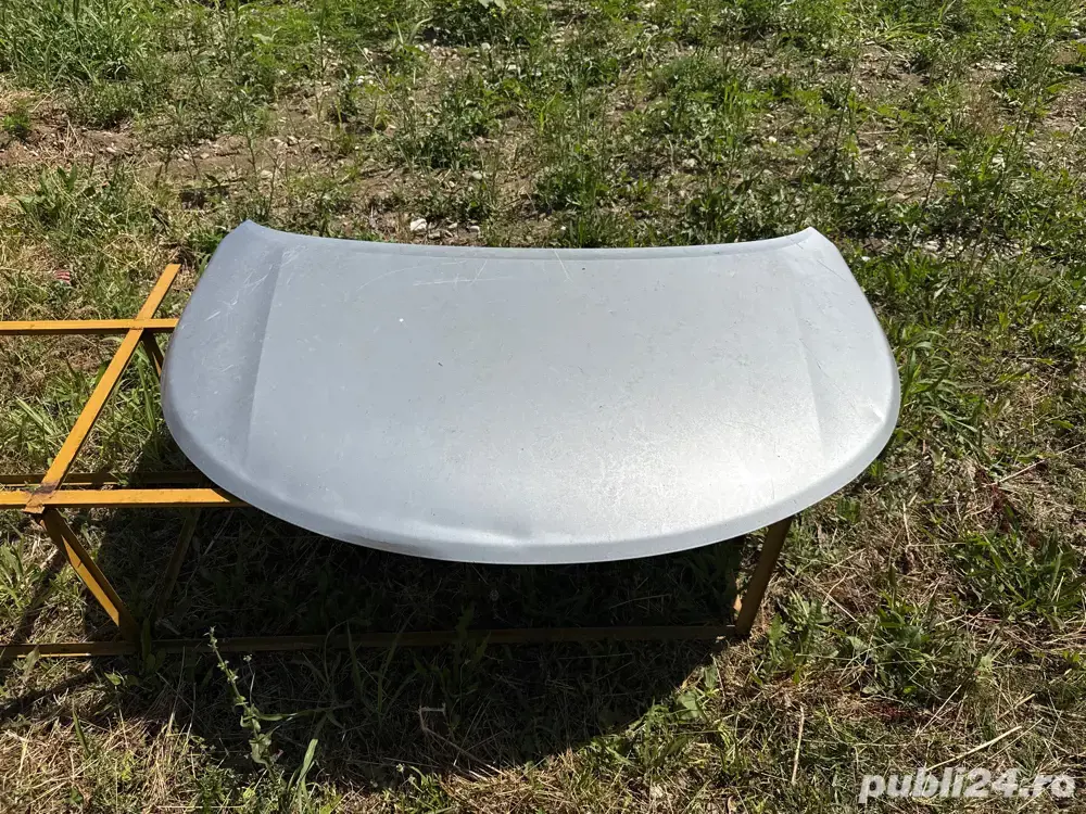 capota clio, stopuri, faruri, etc capota clio, stopuri, faruri, etc