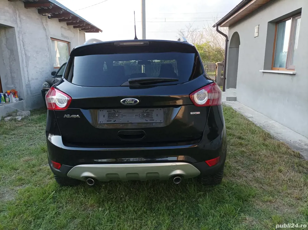 Ford Kuga diesel 4x4 anul 2011 cu 178000km motor 2000- 163 cv