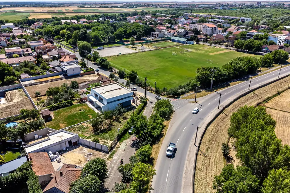 Vila spatioasa in subcetate, proprietate premium