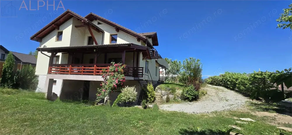 Casa moderna de vanzare cu finisaje premium – Zona Str Ghinzii, Bistrita