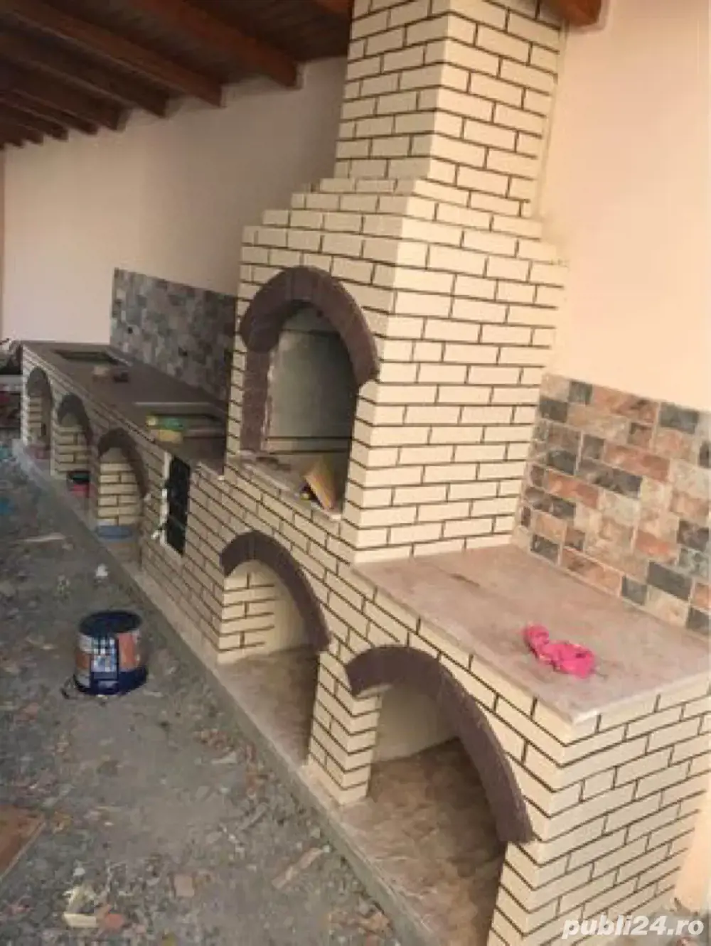 barbeq din cărămidă 