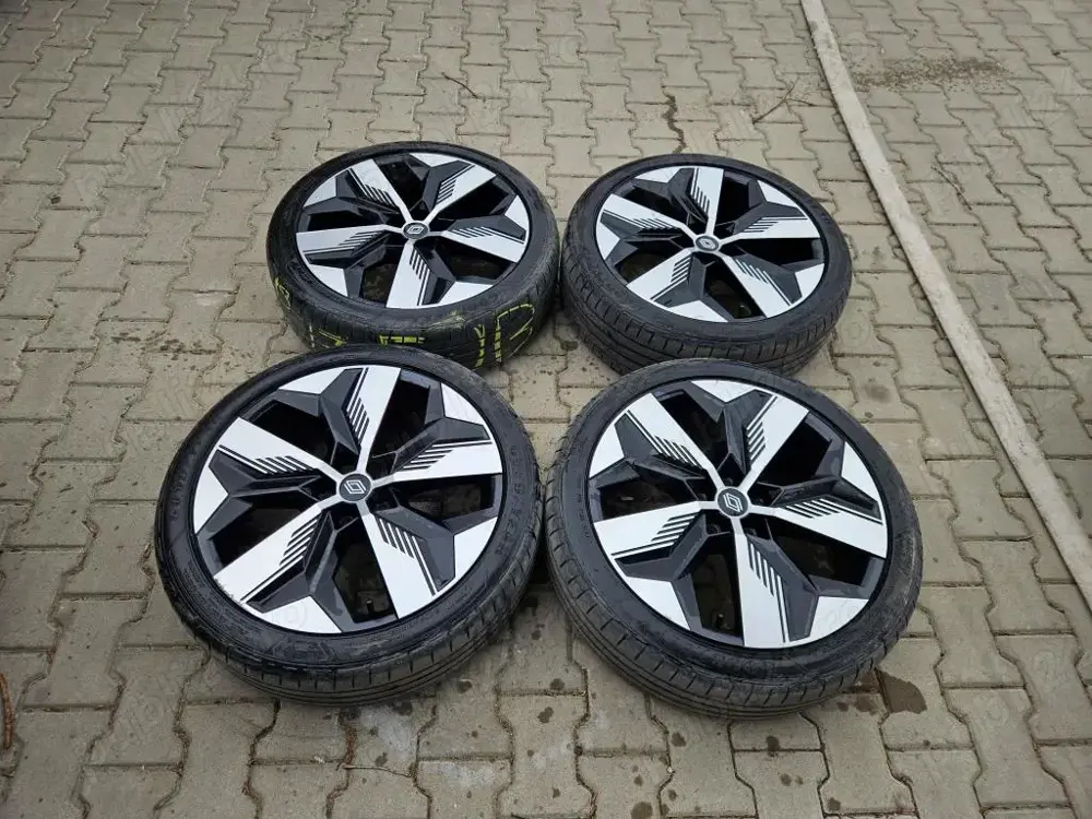 Set roti originale R20 echipate de vara 215/45R20