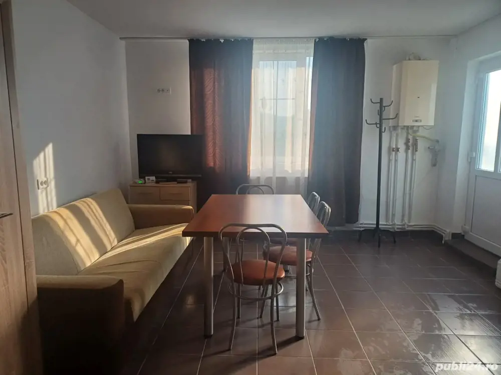 vând imobil spatiu comercial sau locuință 