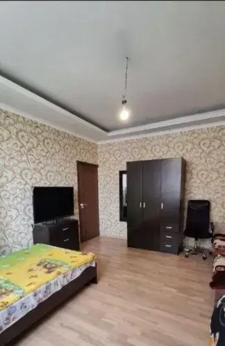 De inchiriat apartament 2 camere in zona Soarelui