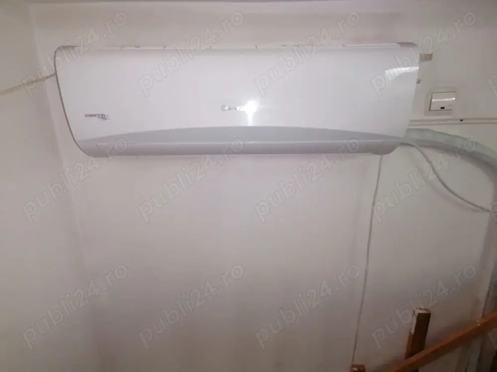 Vând mansarda zona general