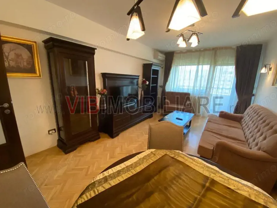 Unirii - Bld. Unirii - Zepter - vedere bulevard - complet renovat - 3 balcoane