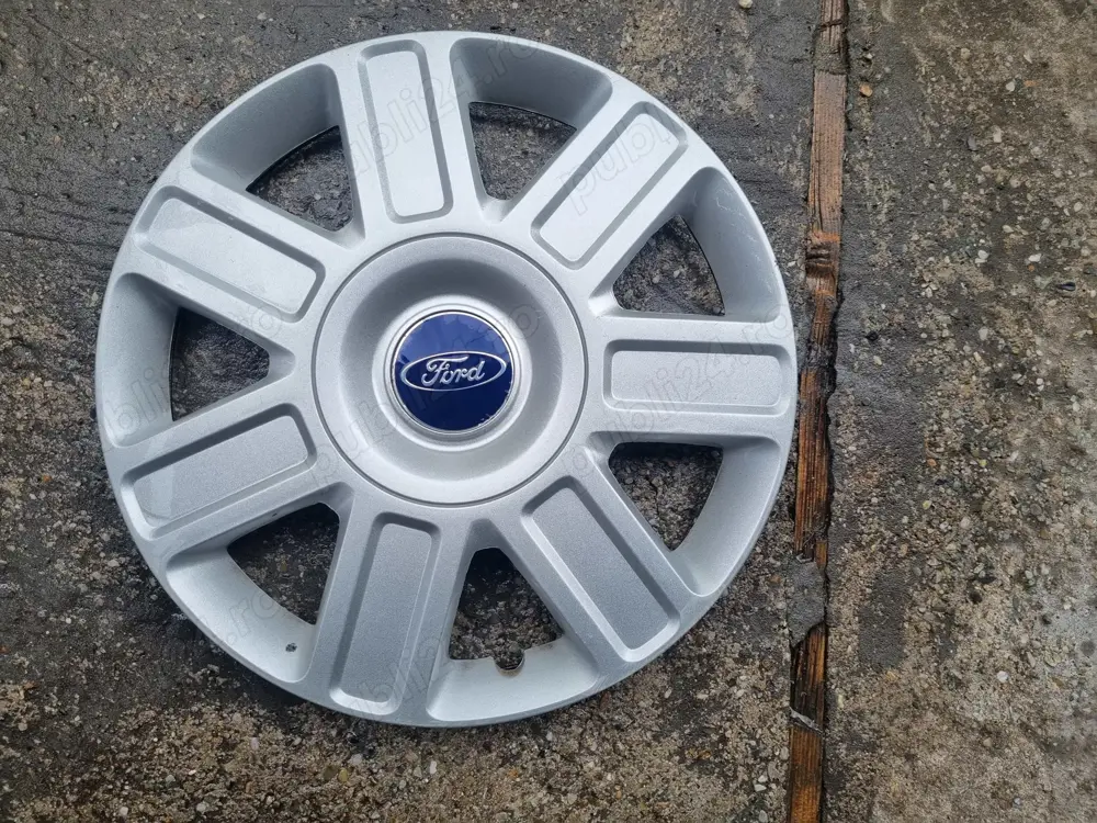 capace jante ford R 15-16 ,originale