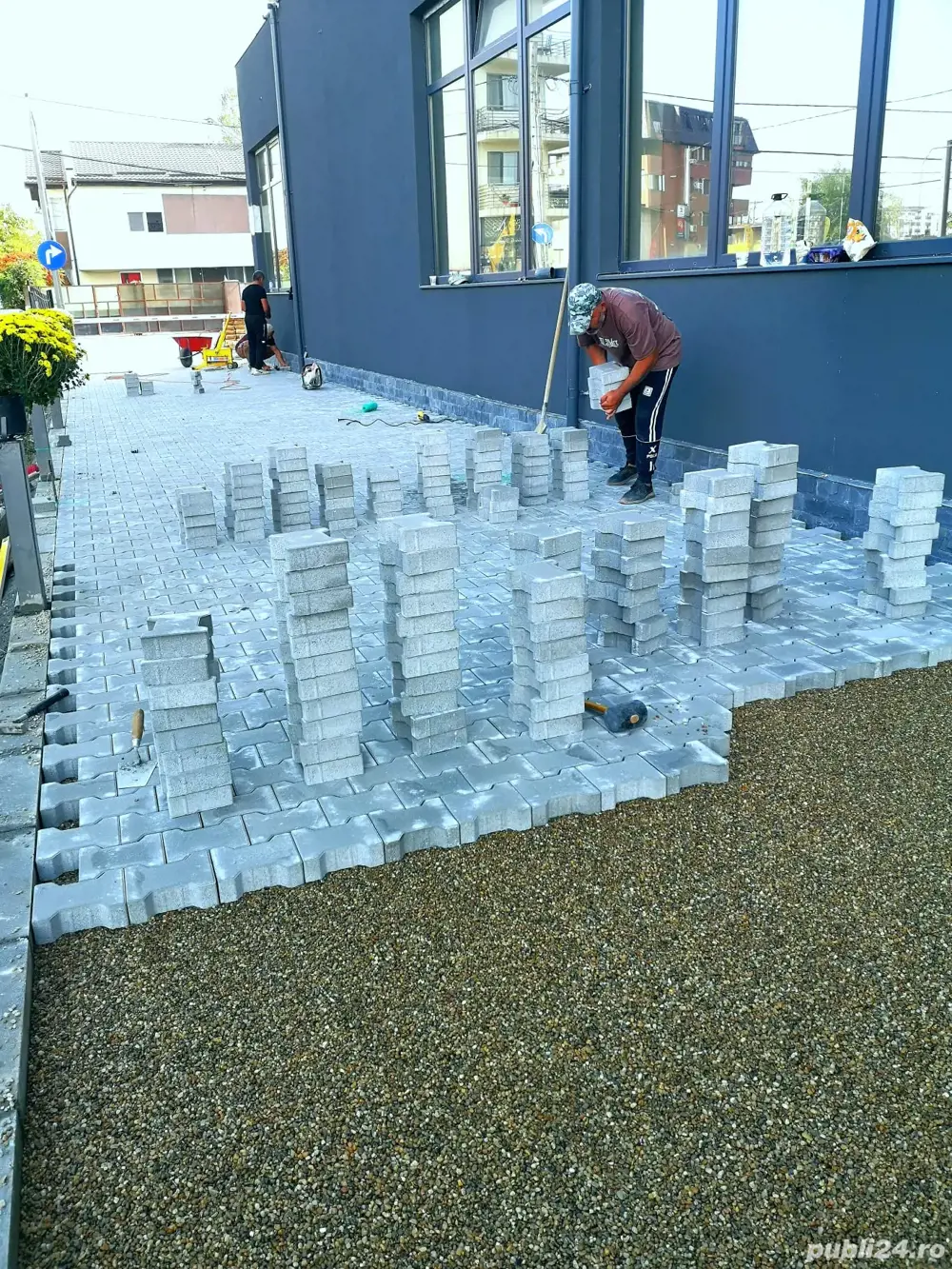 Montaj pavele, borduri și gazon rulouri