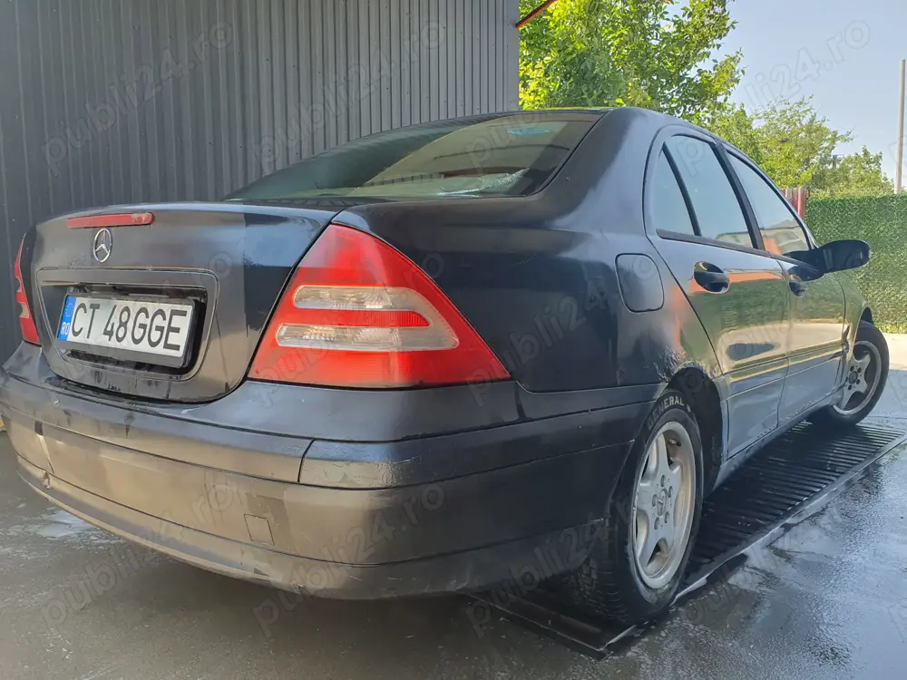 Oferta - Mercedes C Class. 180 Benzina   GPL
