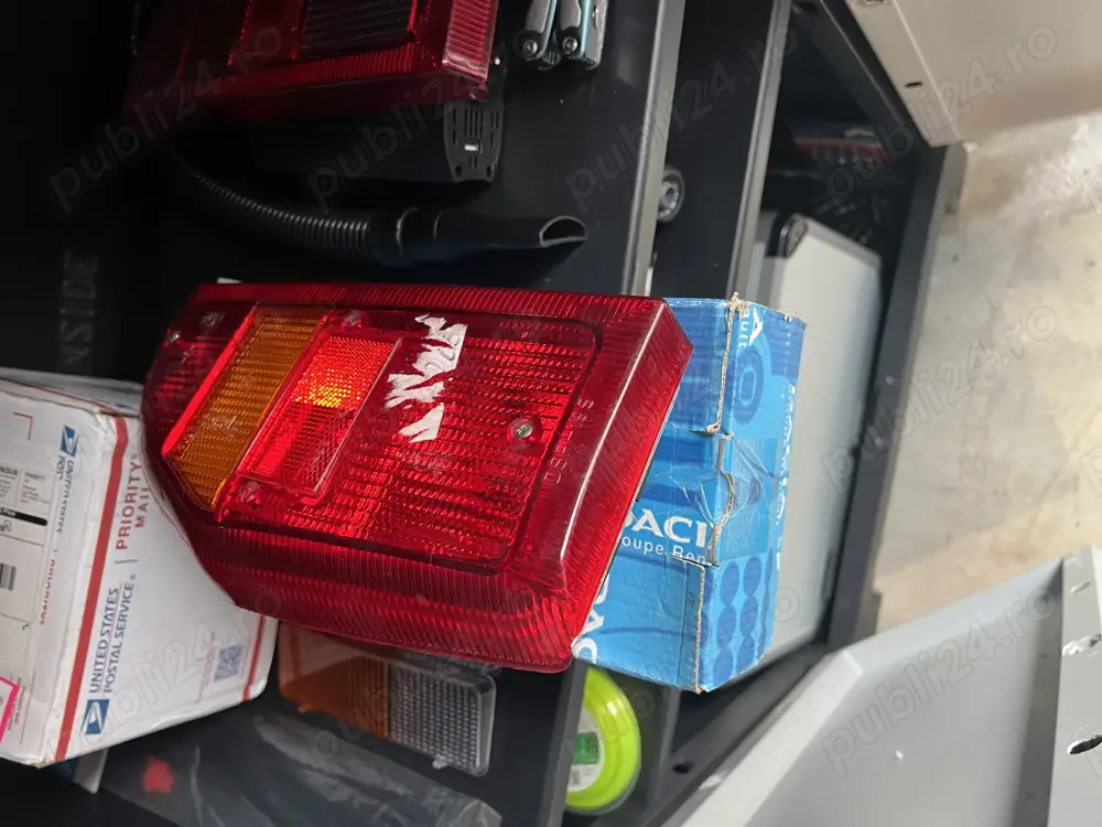 Set lampi spate Dacia 1310 break