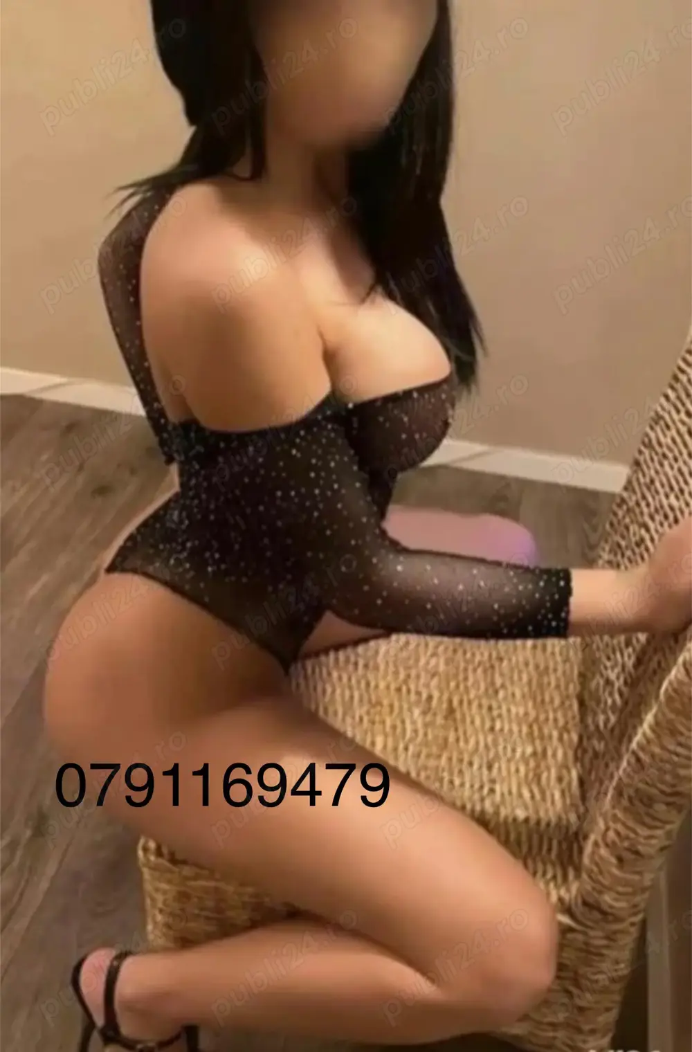 100 % Reala - Bruneta Top- Antonia