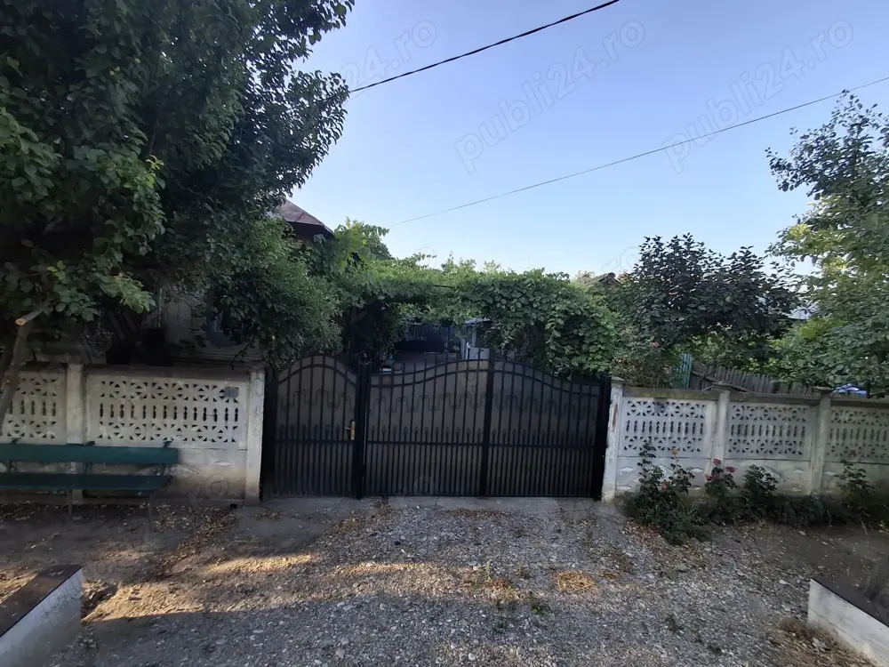 Casa de vânzare comuna Diosti Dolj 41km de Craiova, 12km de Caracal