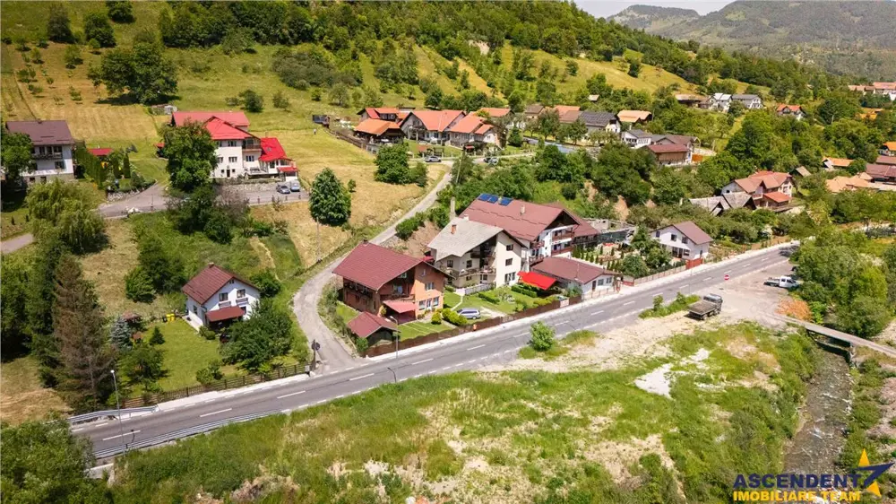 Tur 3D! Pensiune in areal pretios, Moieciu, Bran, Brasov