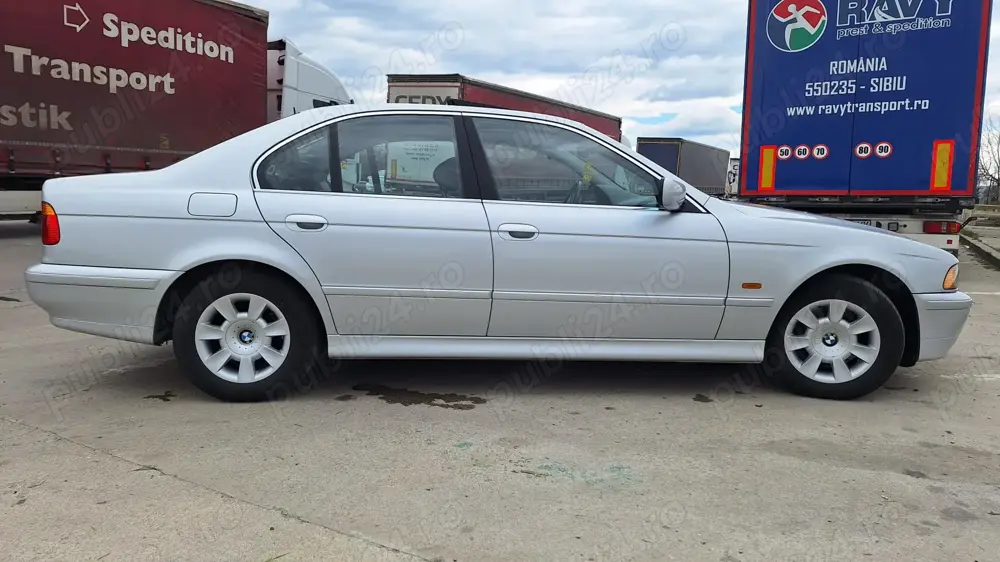Vand BMW E39 520i, 128200 km, 170 cp, automat, impecabil
