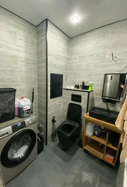 Oferim spre inchiriere garsoniera in zona Floreasca Oferim spre inchiriere garsoniera in zona Floreasca