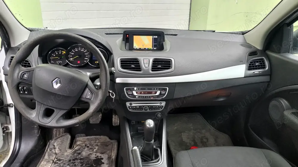 Renault  fuence 1.5 dci Renault  fuence 1.5 dci