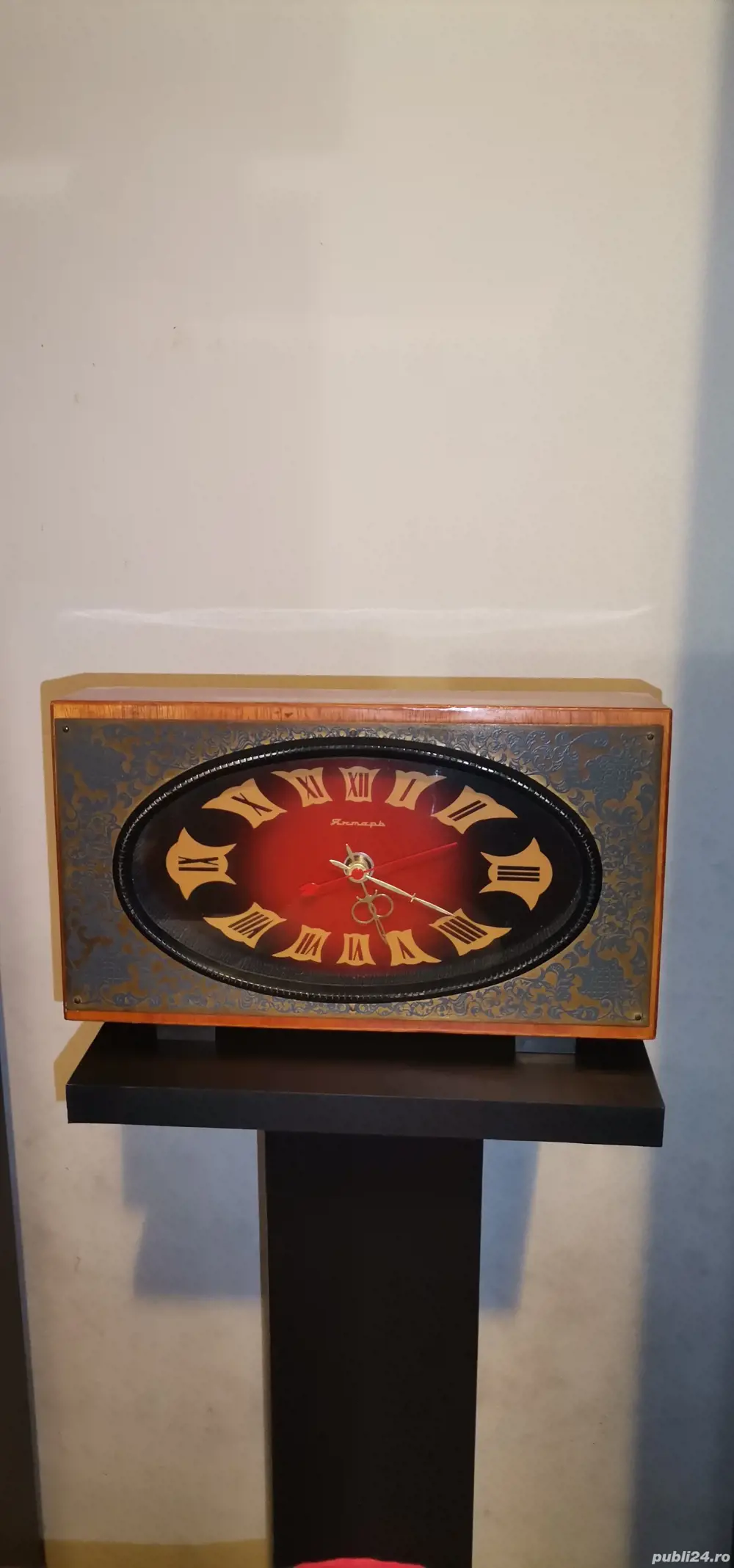 MODEL FOARTE RAR!! Ceas vintage rusesc Iantar de colecție și funcțional