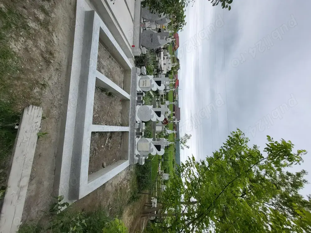 Monumente funerare Granit Mozaic