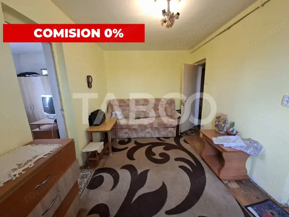 Apartament de vanzare 2 camere etaj intermediar Profi Tiglari