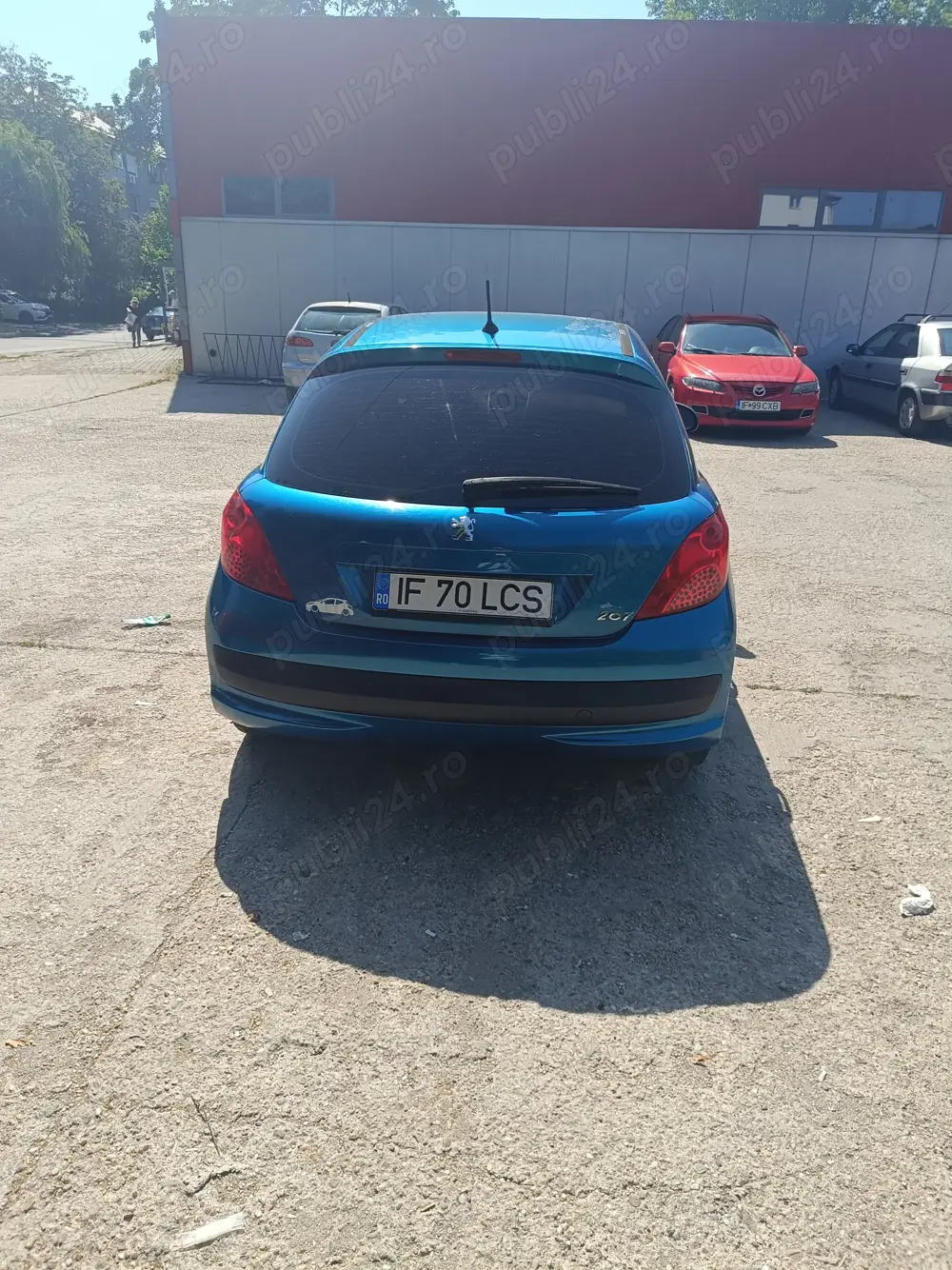 Vând Peugeot 2071. 1,4hdi 20  km 1999 euro 