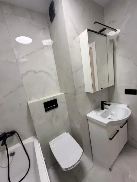 Garsonieră de închiriat în Apărătorii Patriei