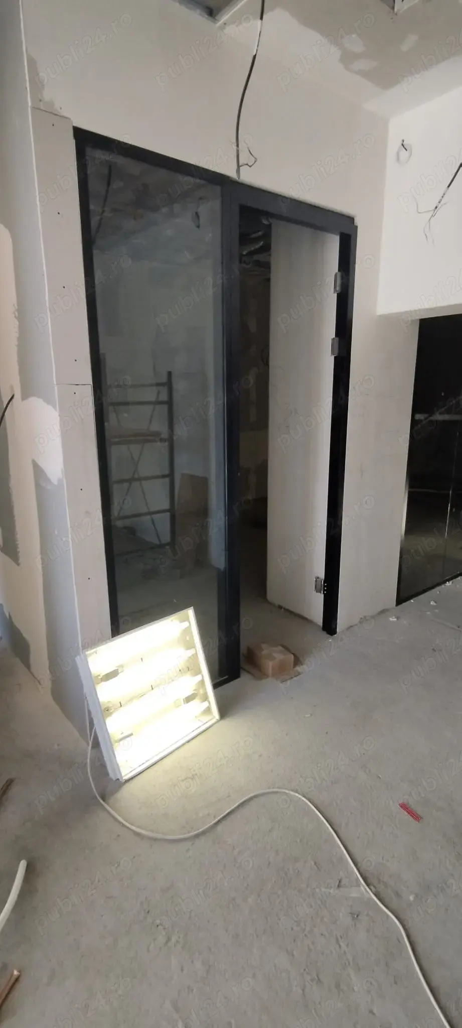 Montator geam tip termopan 