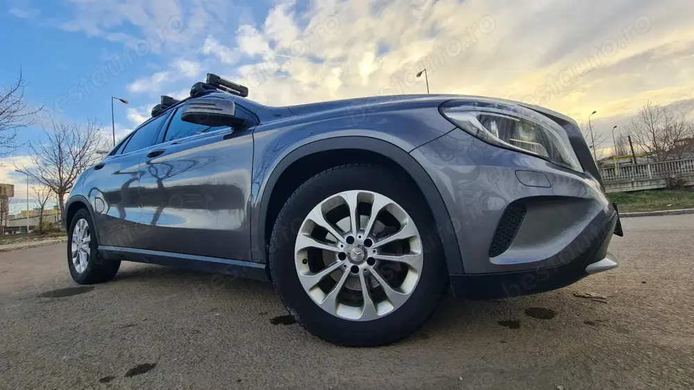 Mercedes Benz GLA 200d 4Matic